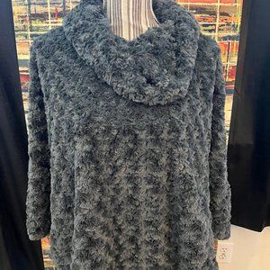 Adrienne Landau Poncho , size small